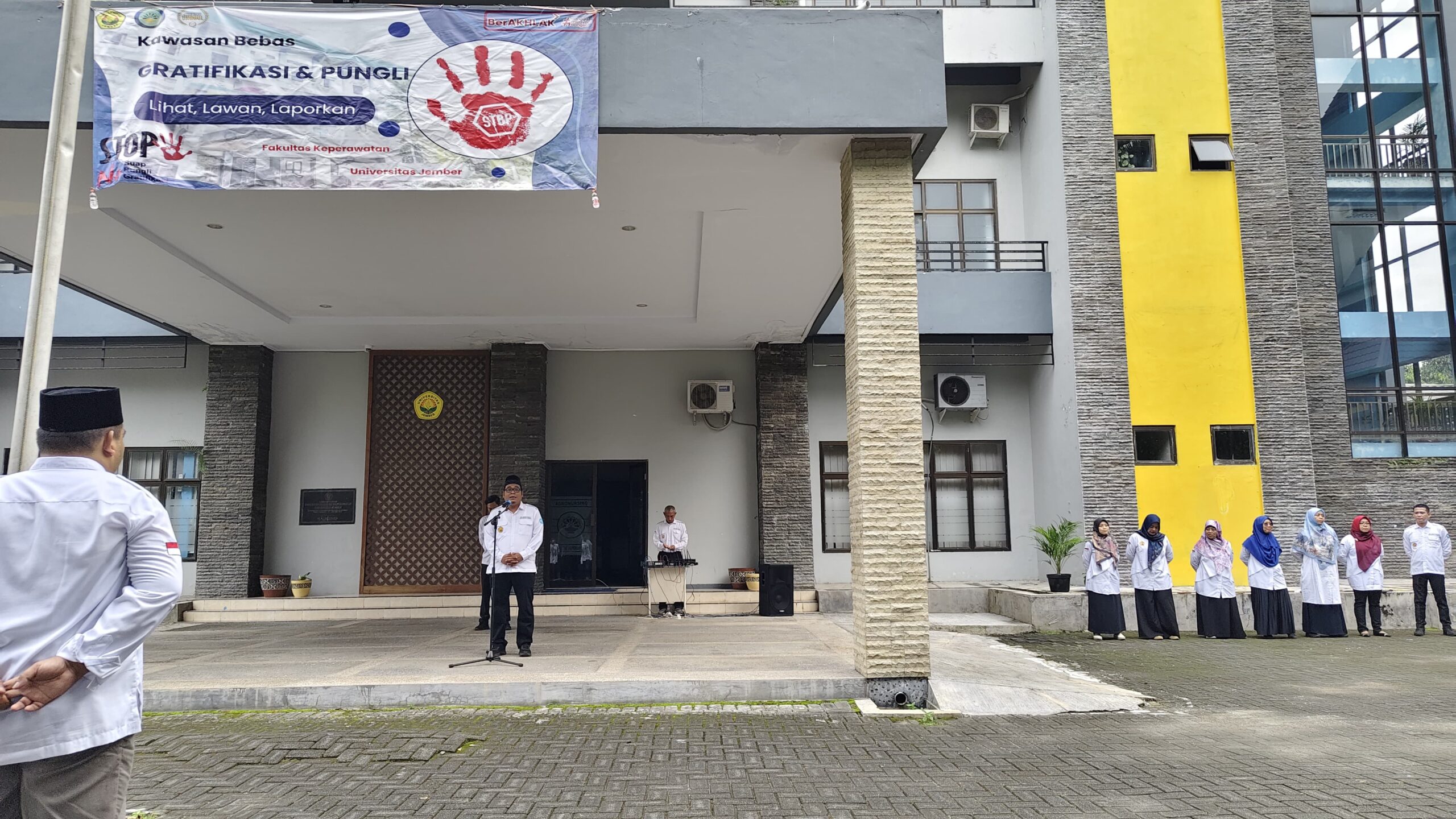 Sosialisasi Kegiatan Monitoring dan Evaluasi Kinerja Tenaga Kependidikan Fakultas Keperawatan Universitas Jember