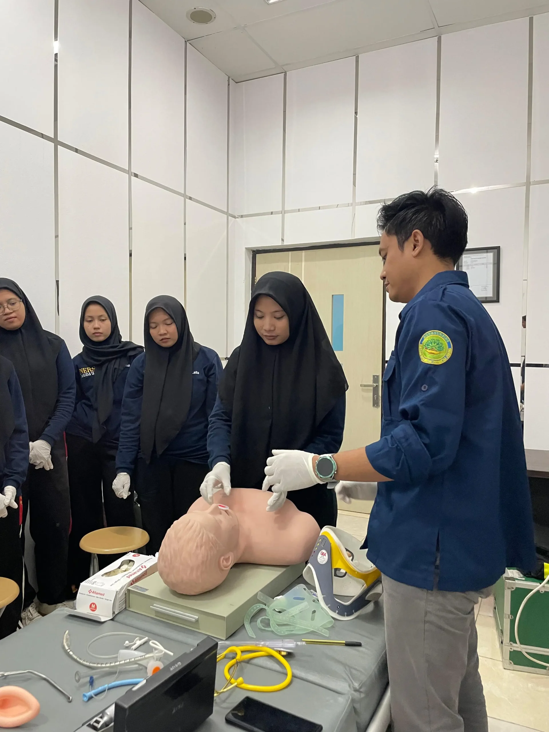Mahasiswa Profesi Ners Angkatan 34 Tingkatkan Kompetensi Gawat Darurat melalui Pelatihan BTCLS