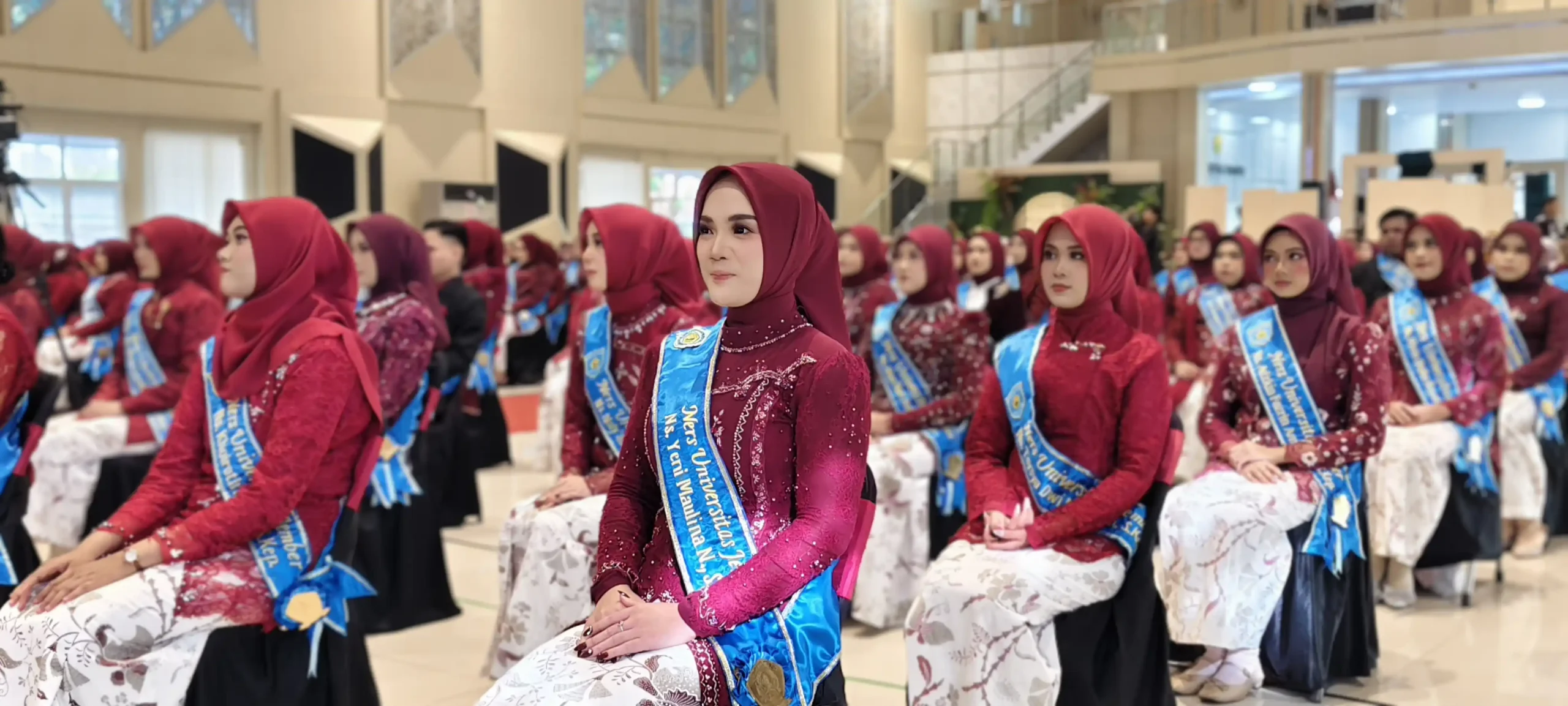 Fakultas Keperawatan UNEJ Lantik 89 Ners dan Ahli Madya Baru, Siap Hadapi Era Digital dan Dukung Ketahanan Pangan