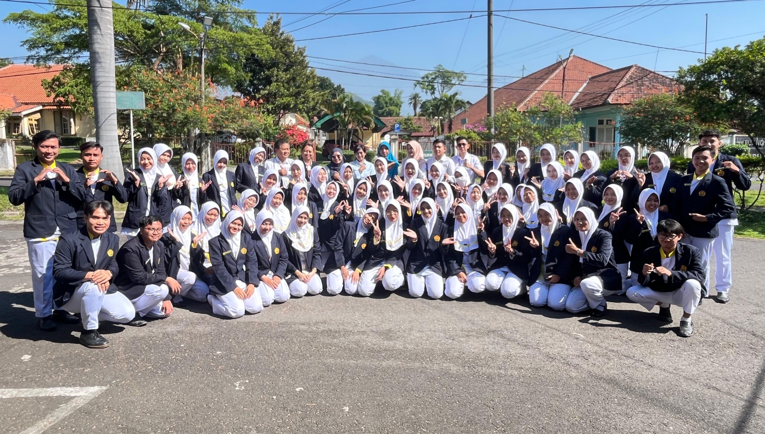 Perkuat Kompetensi Keperawatan Jiwa, 116 Mahasiswa FKep UNEJ Lumajang Jalani Praktik Klinik di RSJ Lawang